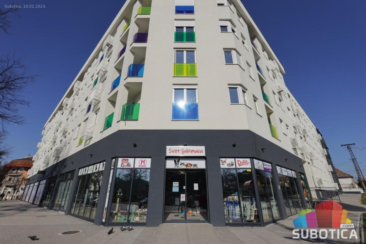 Das Apartman Subotica Bagian luar foto