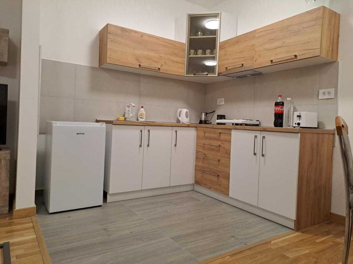 Das Apartman Subotica Bagian luar foto