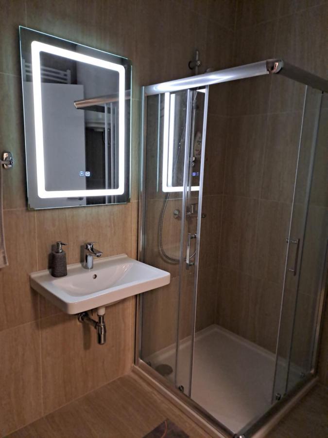 Das Apartman Subotica Bagian luar foto